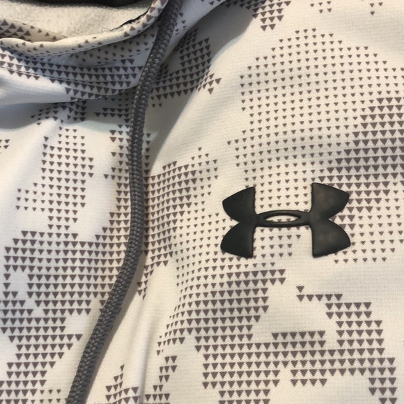 Under Armour Hoodie - Picture 3 of 3